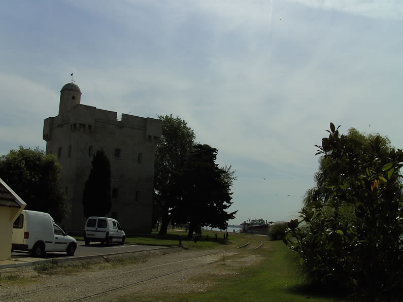 PORT-SAINT-LOUIS, the Rhone bank